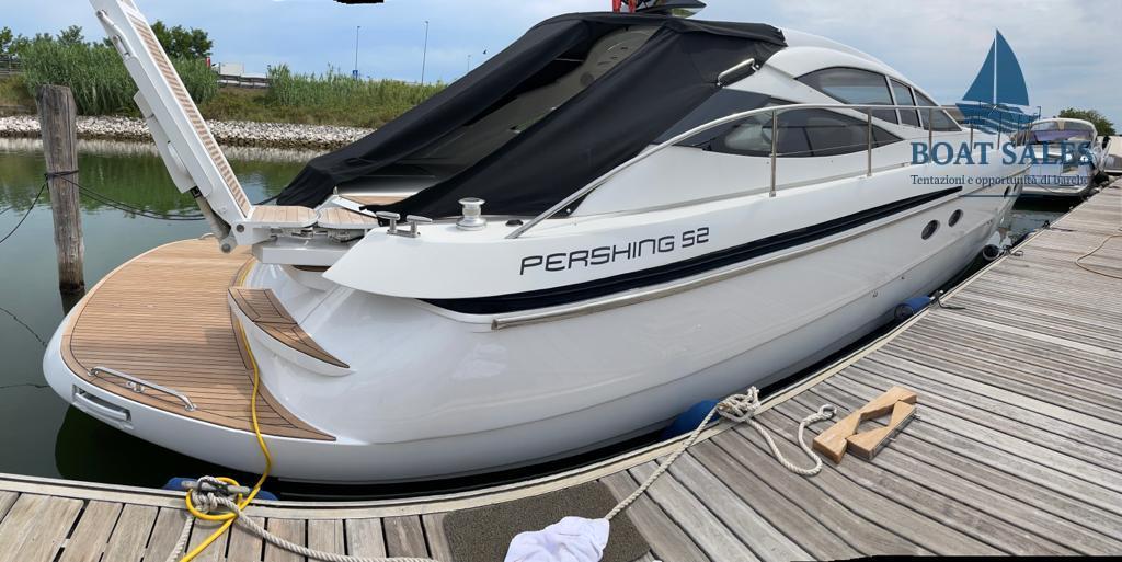 Pershing 52